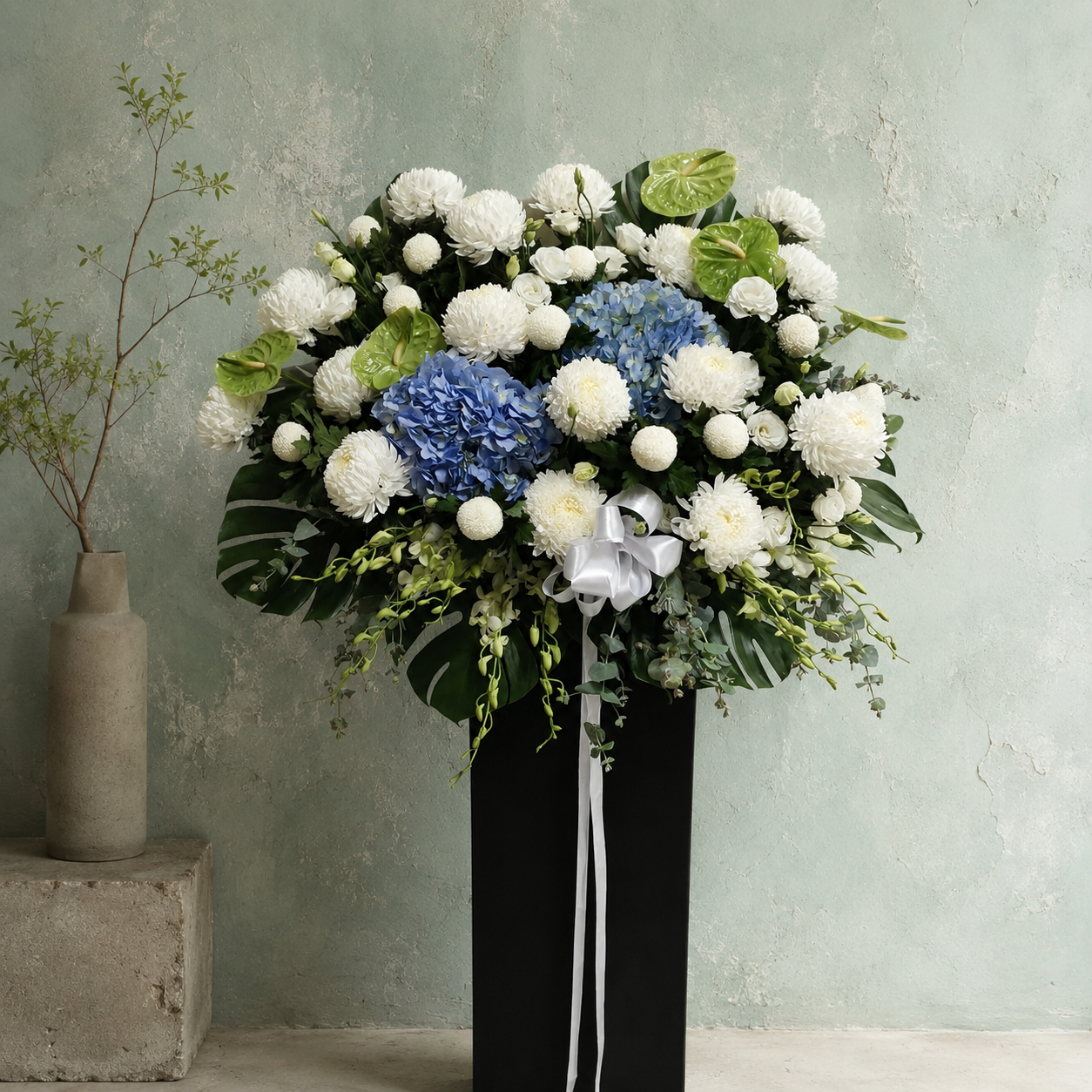 eof-florist-kl_condolence_flower_stand_450_018